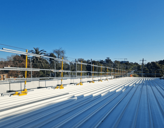 Kliplok Safety Rail 1